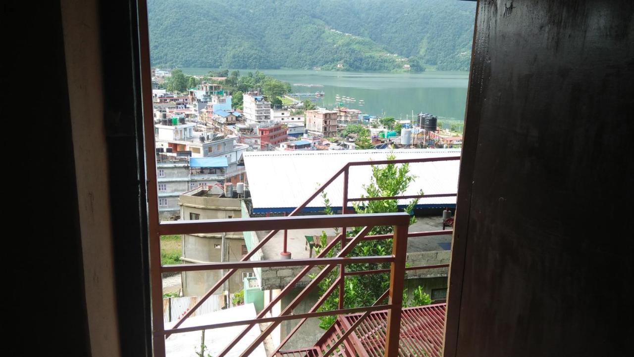 Peace Guesthouse Cottage Pokhara Zewnętrze zdjęcie