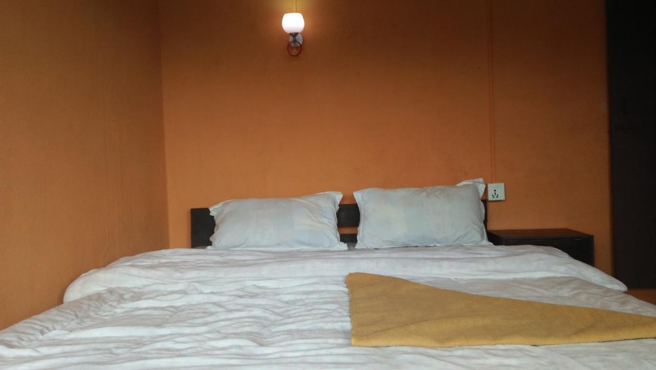 Peace Guesthouse Cottage Pokhara Zewnętrze zdjęcie