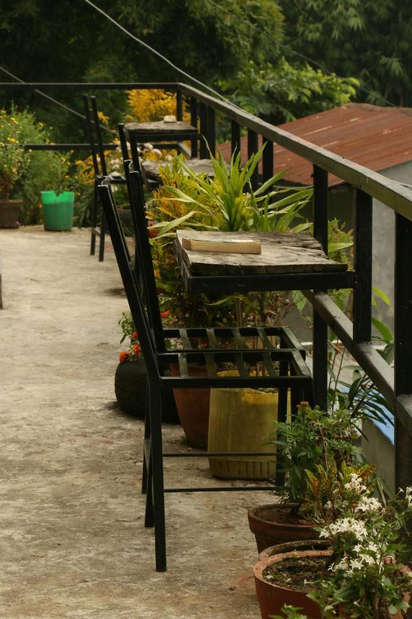 Peace Guesthouse Cottage Pokhara Zewnętrze zdjęcie