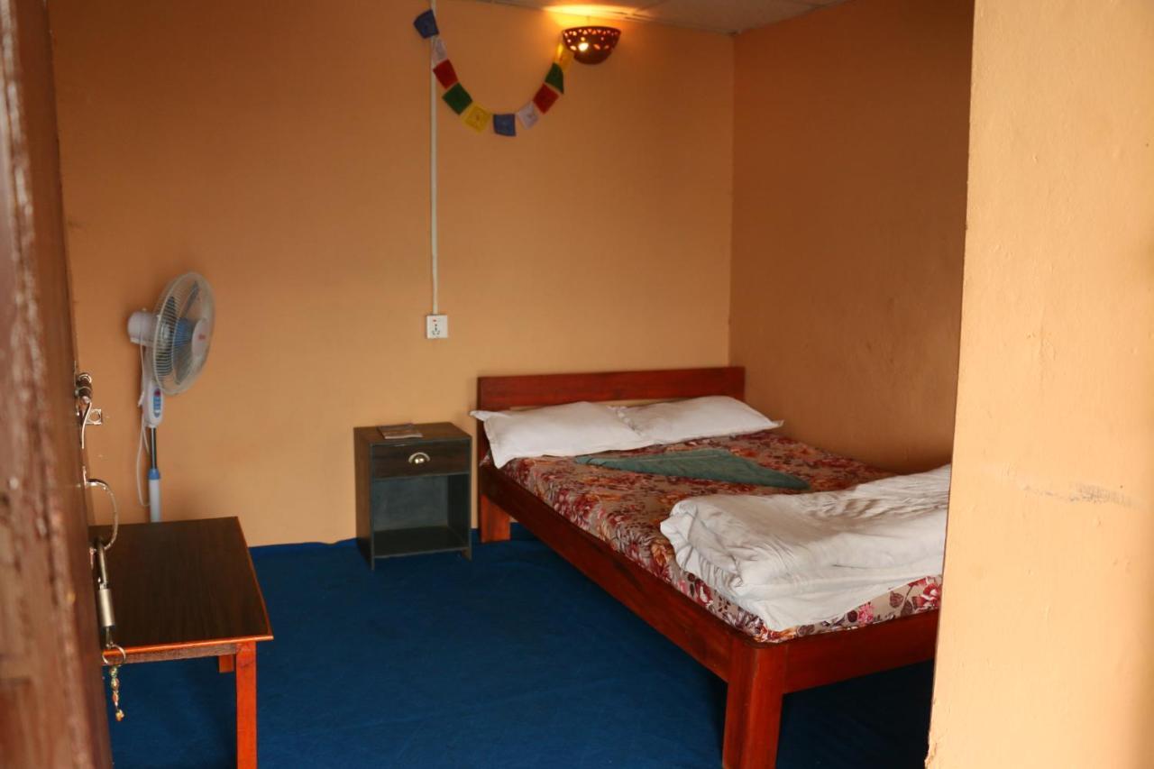 Peace Guesthouse Cottage Pokhara Zewnętrze zdjęcie