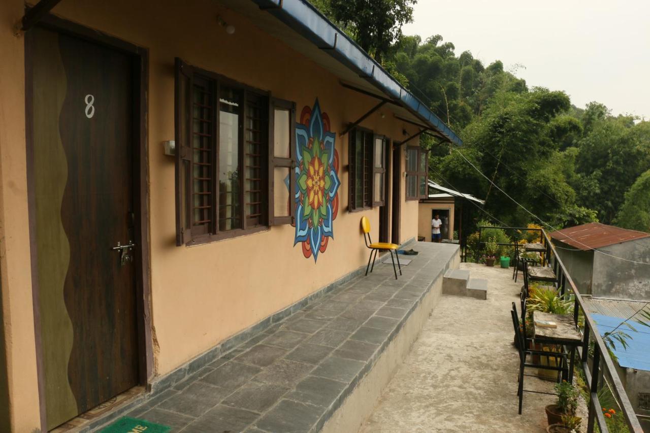 Peace Guesthouse Cottage Pokhara Zewnętrze zdjęcie